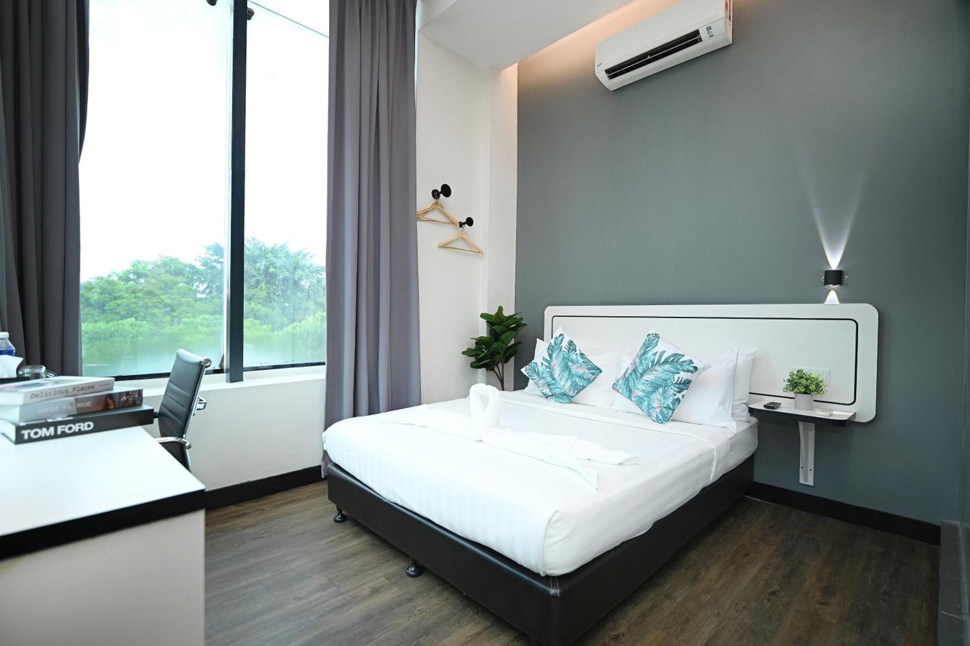 Swing & Pillows - Kota Kemuning Selangor Shah Alam Buitenkant foto